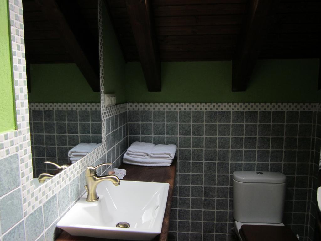 Maison d'hôtes El Conventu Del Asturcon à Lago  Chambre photo