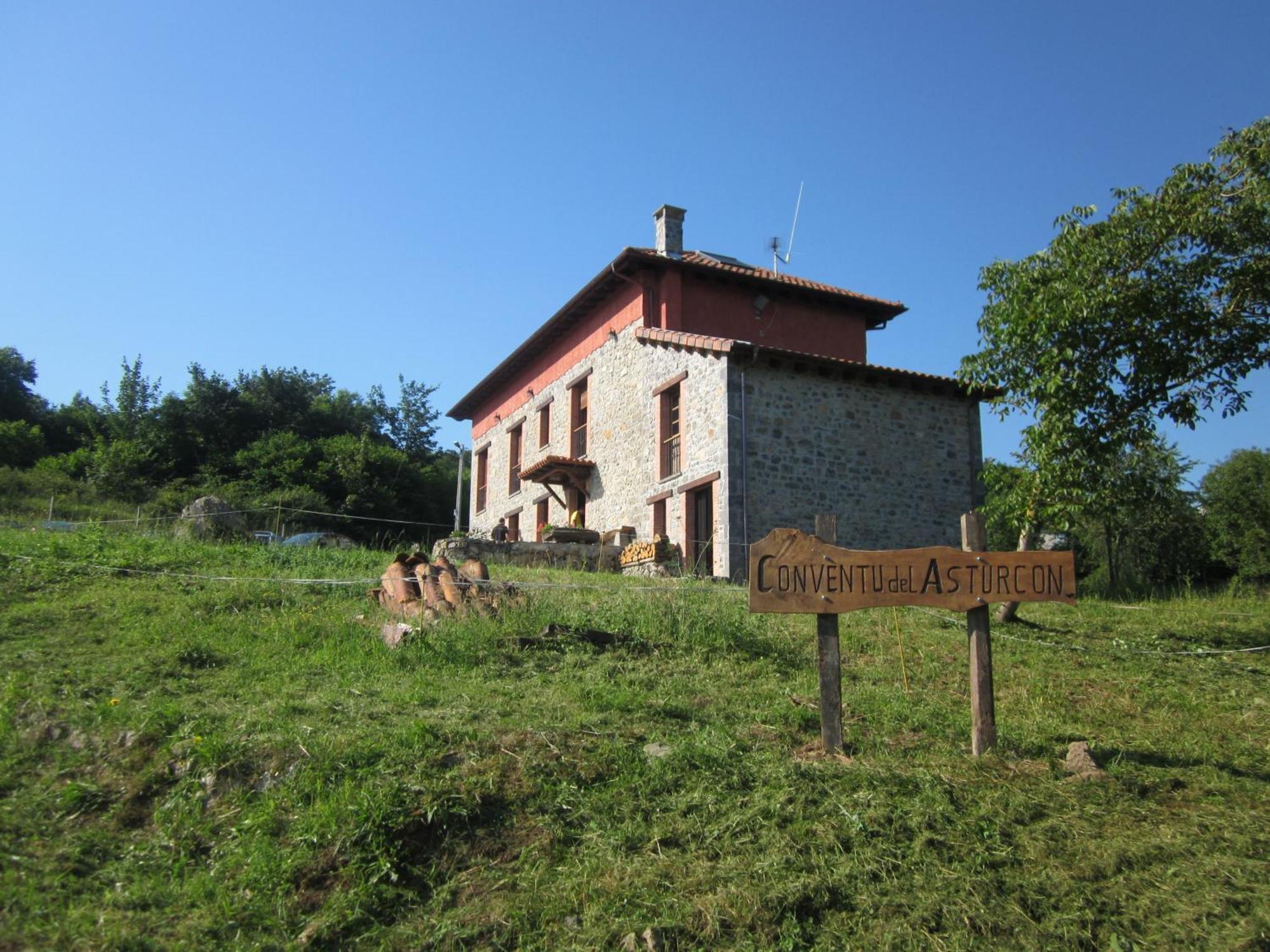 Maison d'hôtes El Conventu Del Asturcon à Lago  Extérieur photo