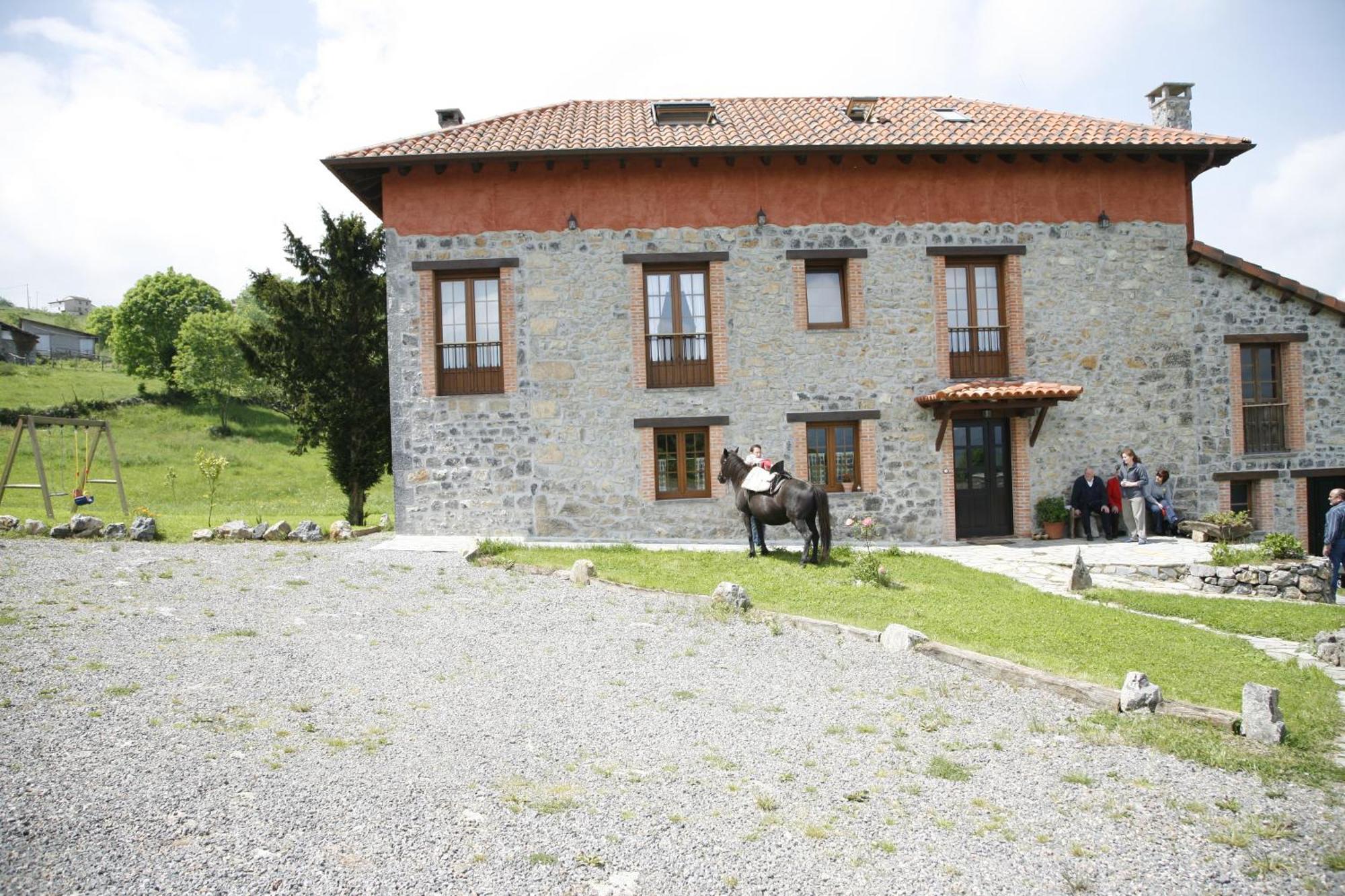 Maison d'hôtes El Conventu Del Asturcon à Lago  Extérieur photo